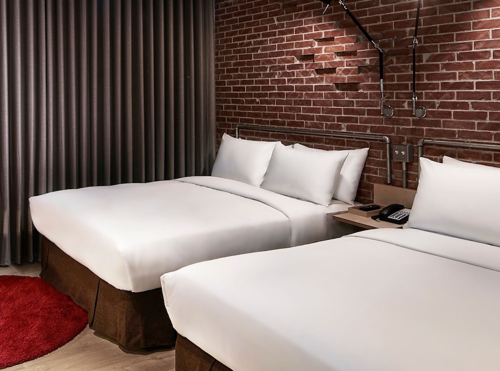 U I J Hotel Hostel 14/41