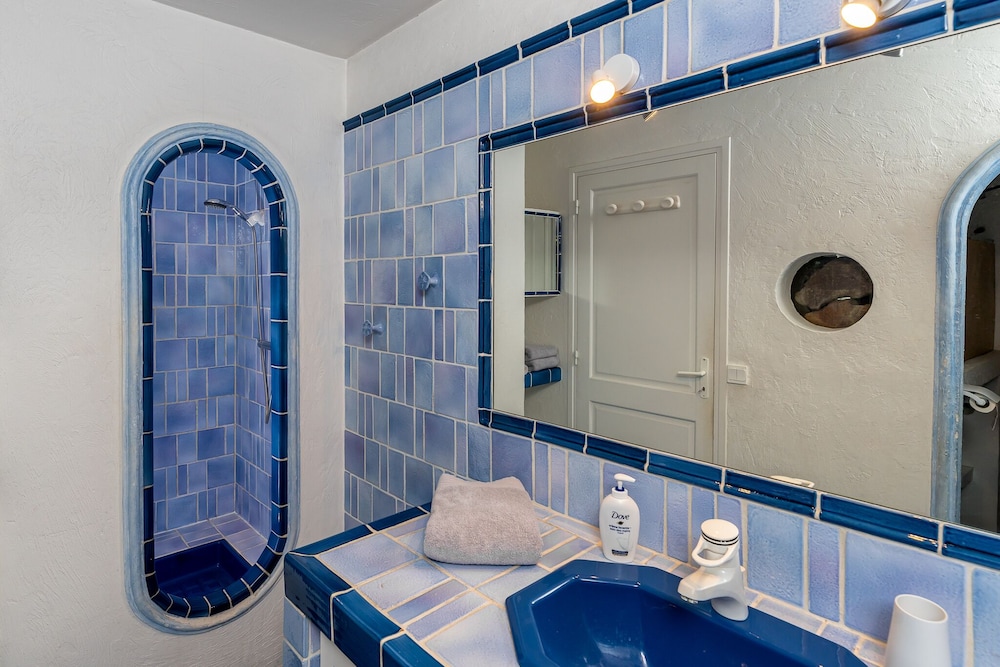 Maison Carles Bnb 53/55
