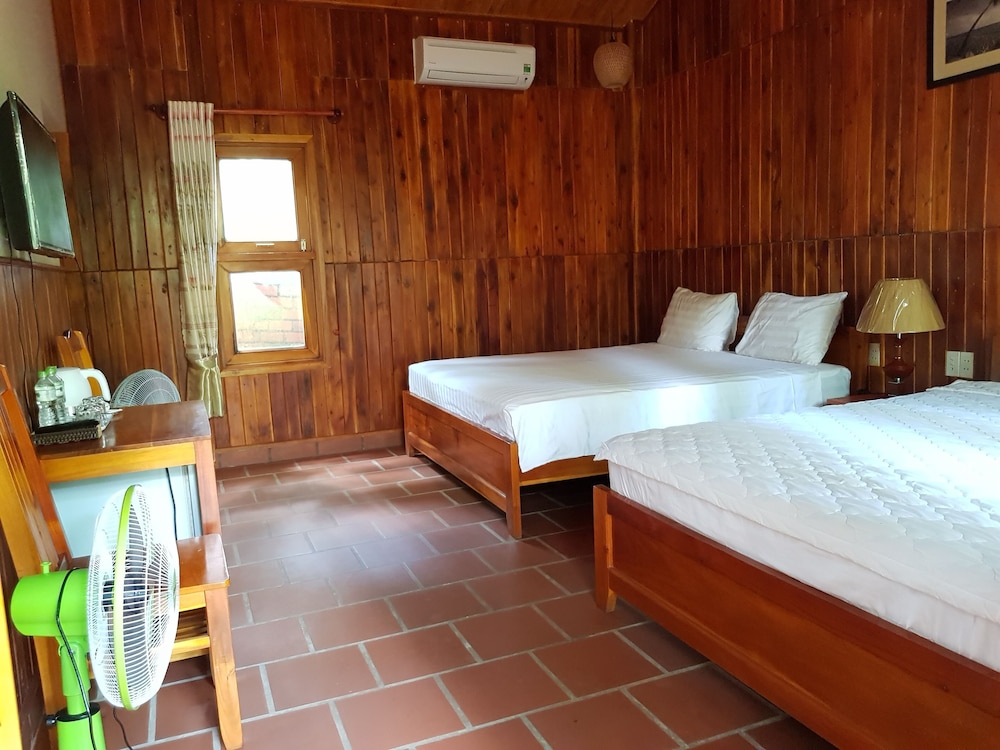 Free Beach Resort 17/50