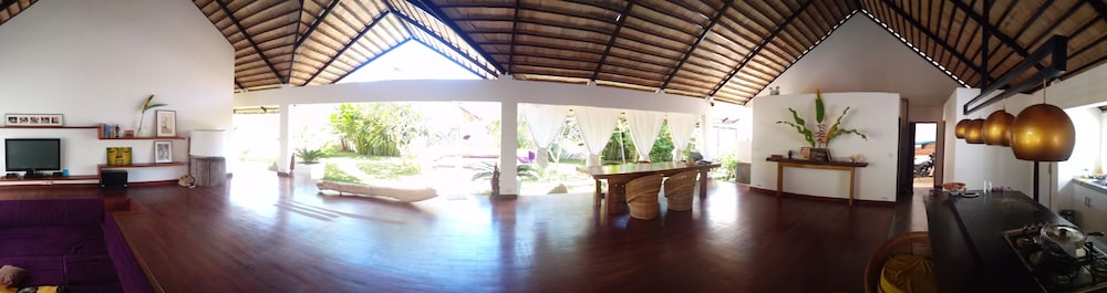 Villa Kalachuchi B&B 34/56