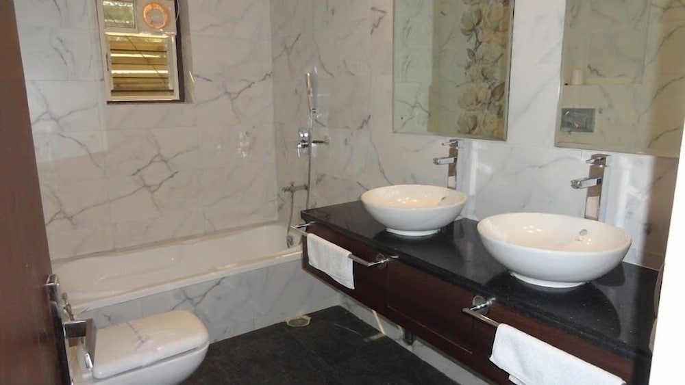 Sukhmantra Resort And Spa 49/50