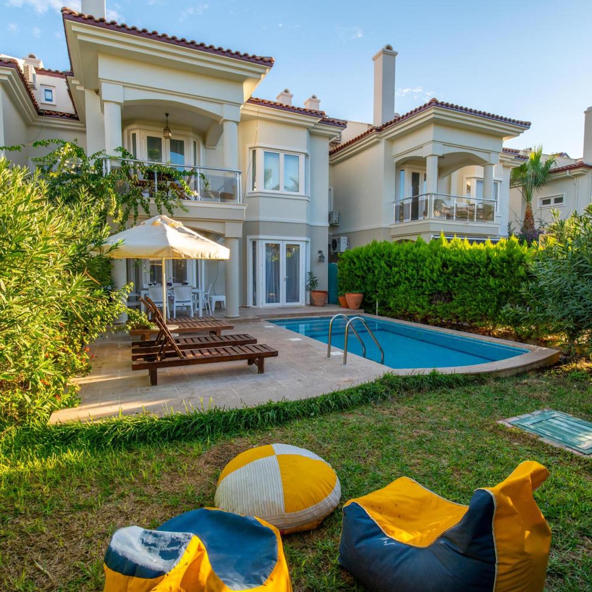 Sunset Beach Resort Aqua Lettings 45/50