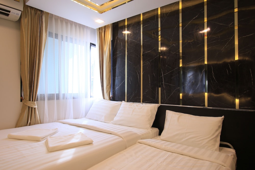 Pratunam Atrium Hotel 11/44