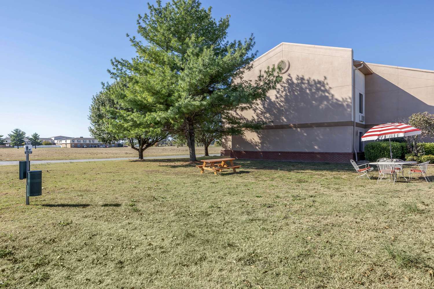 Best Western Plus Sikeston 37/37