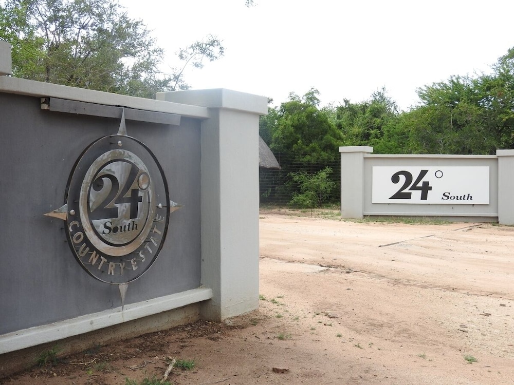 24 Degrees Self-Catering 39/44