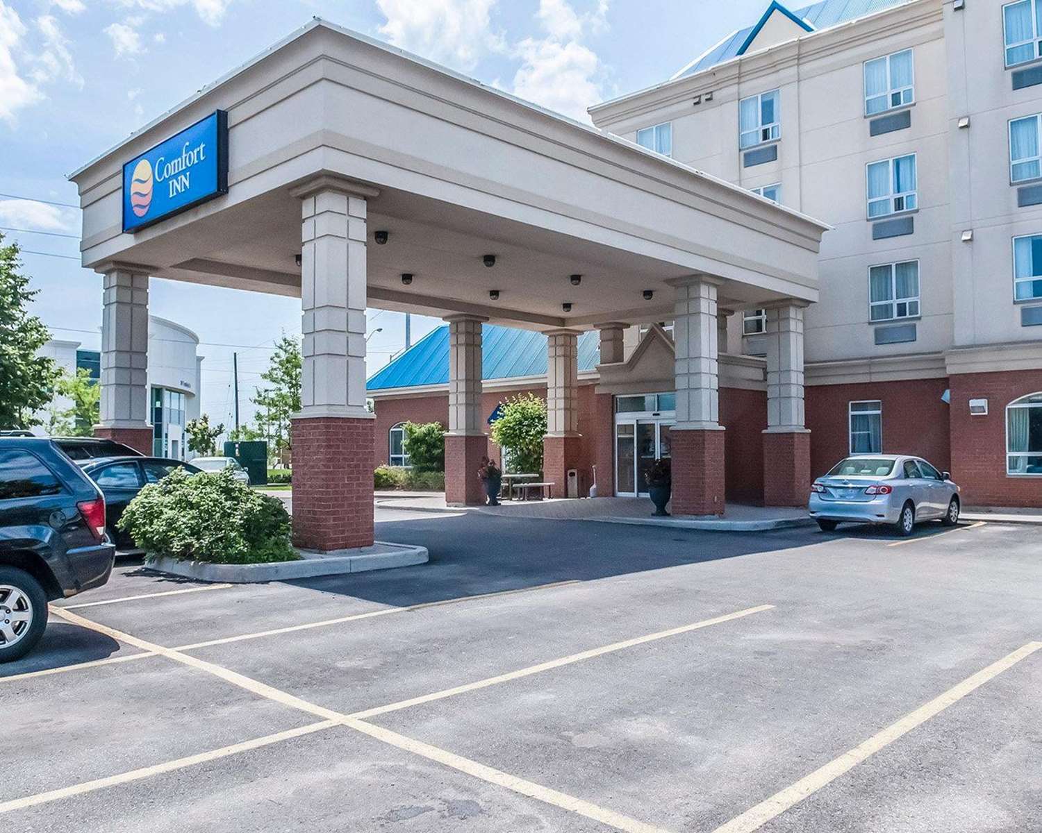 Comfort Inn Mississauga 44/45