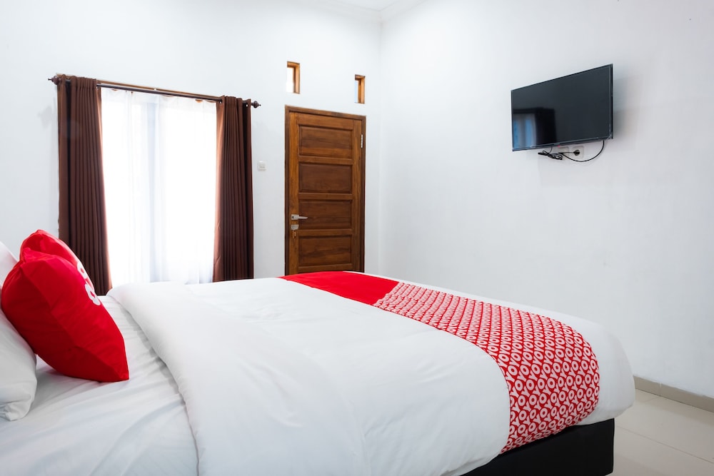 OYO 2169 Anugrah Bromo Homestay 23/52