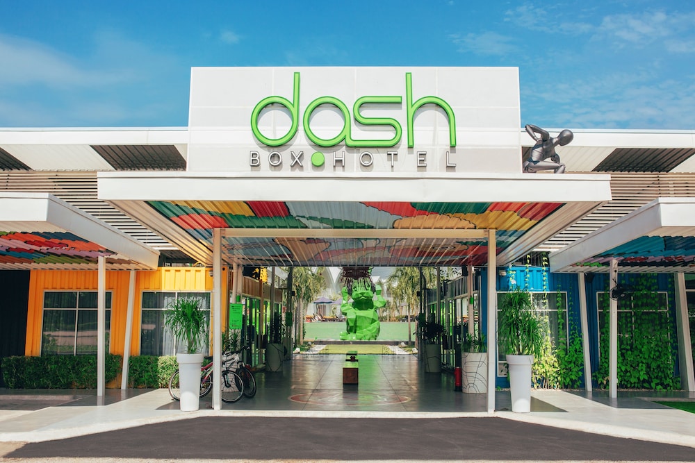 Dash Box Hotel Cyberjaya 4/48