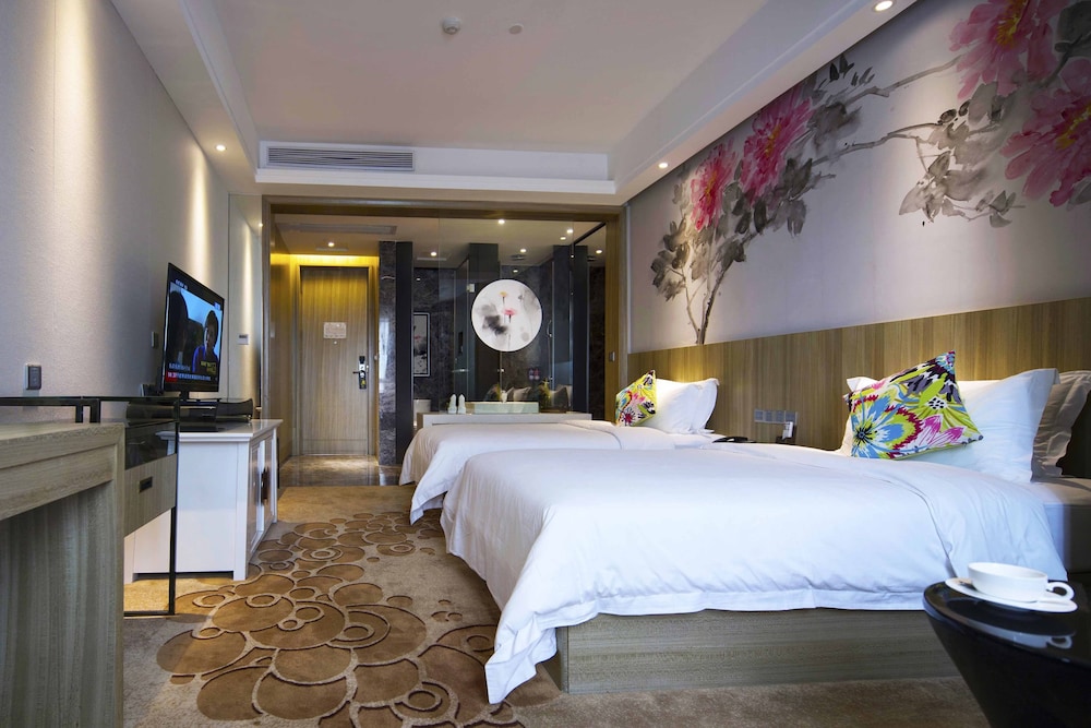Paco Business Hotel Dongfeng Road Branch 7/27