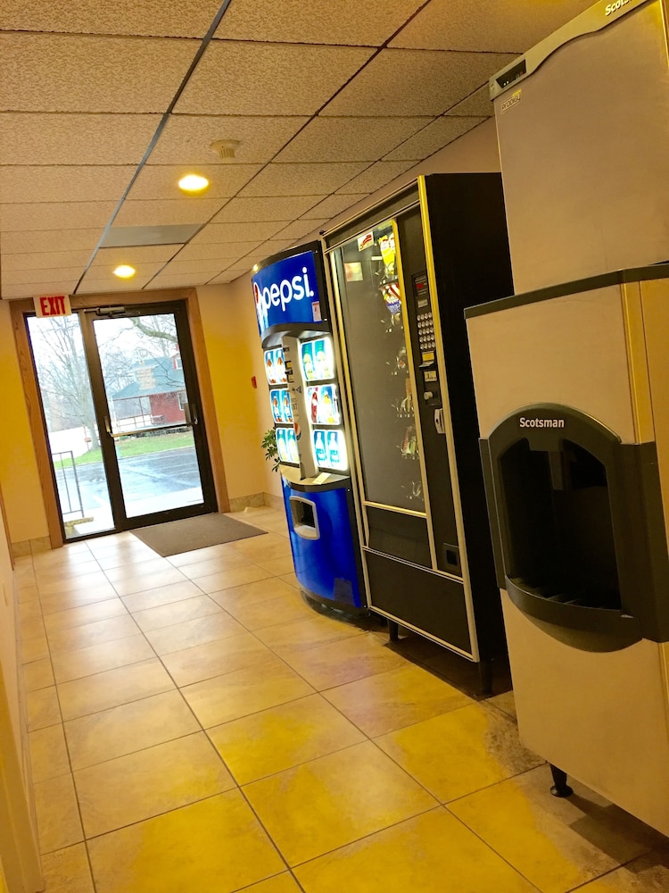 Motel6 Tiffin OH 22/38