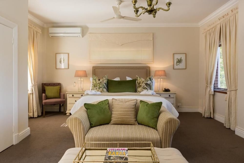 Fernwood Manor 27/50