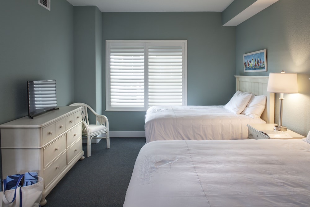 فيلا بسريرين مزدوجين وسريرين كينج بـ3 غرف نوم مع أريكة، Bluewater Resort And Marina By Spinnaker Resorts 3/9