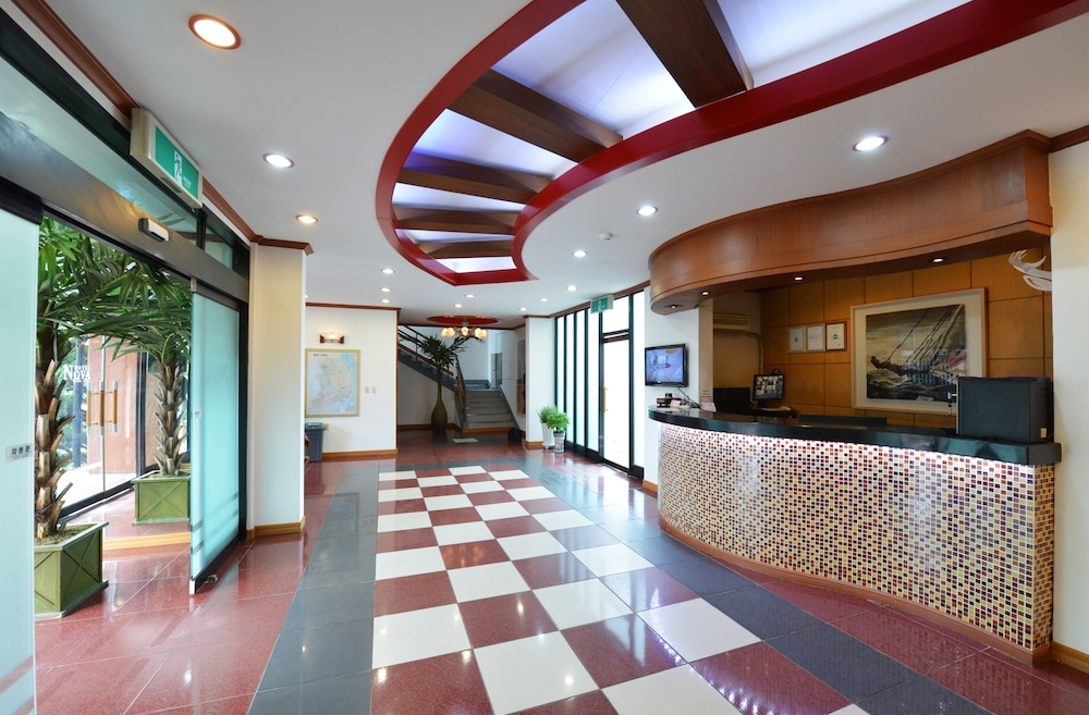 Nova Motel 8/100