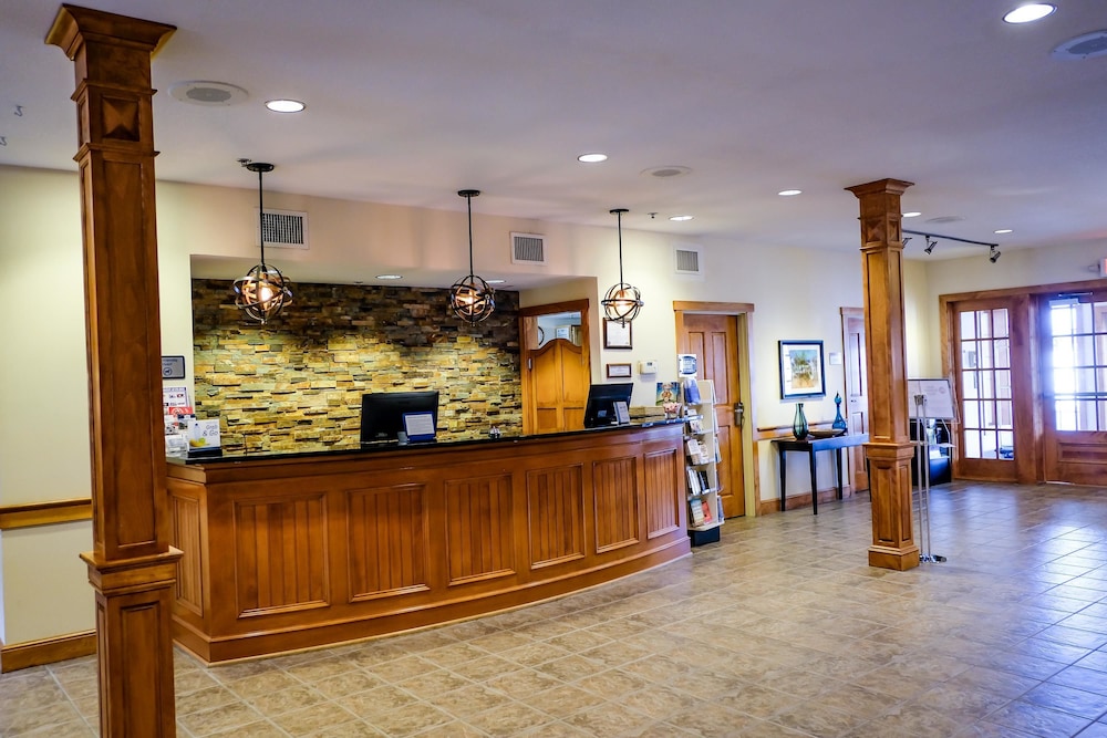 Best Western Plus Dutch Haus Inn And Suites 11/48