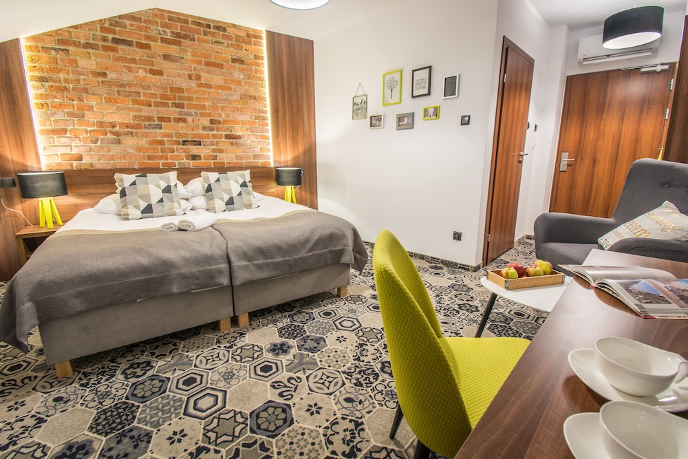 Hotel Lavender 19/67