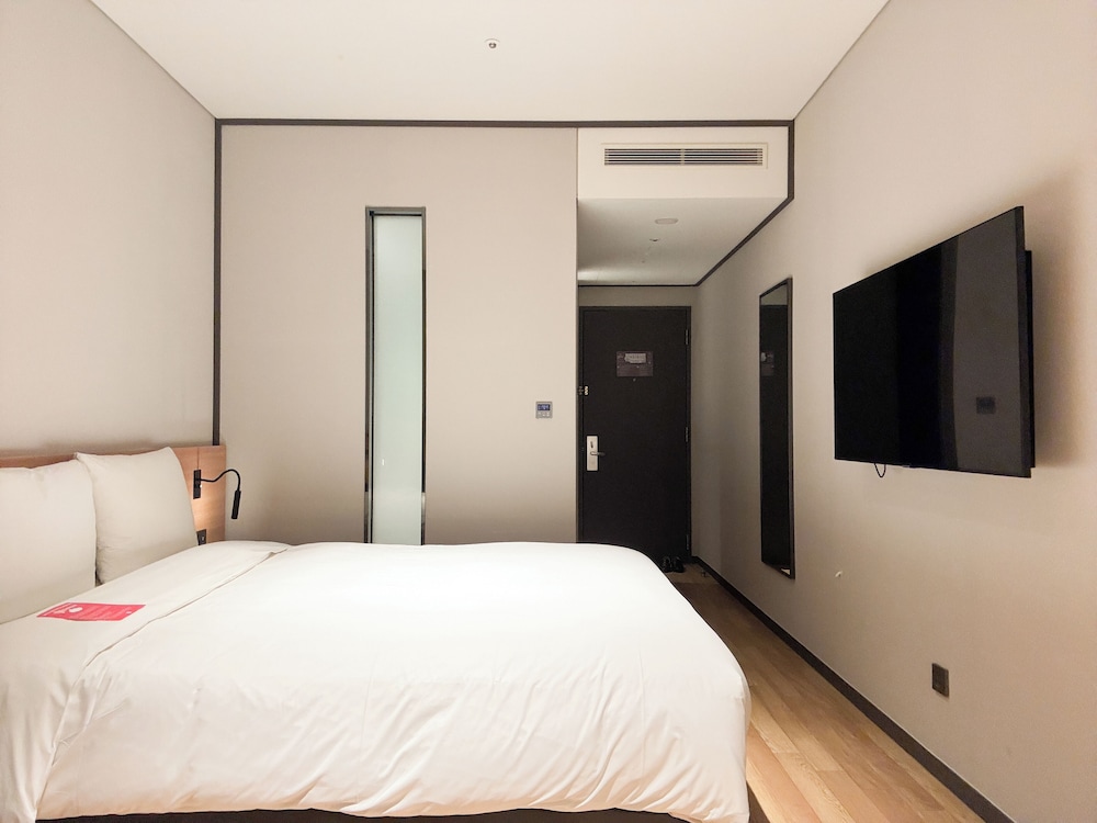 STANDARD, DOUBLE BED
