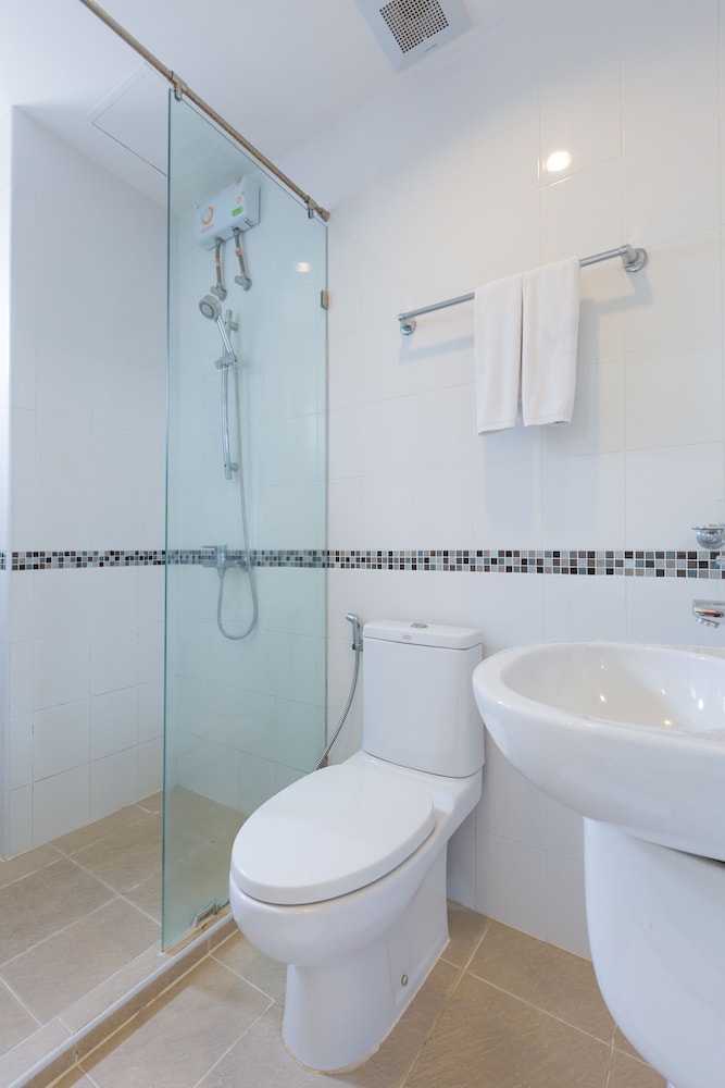 Zing Resort Spa Ex Ganymede Resort Suites 69/71