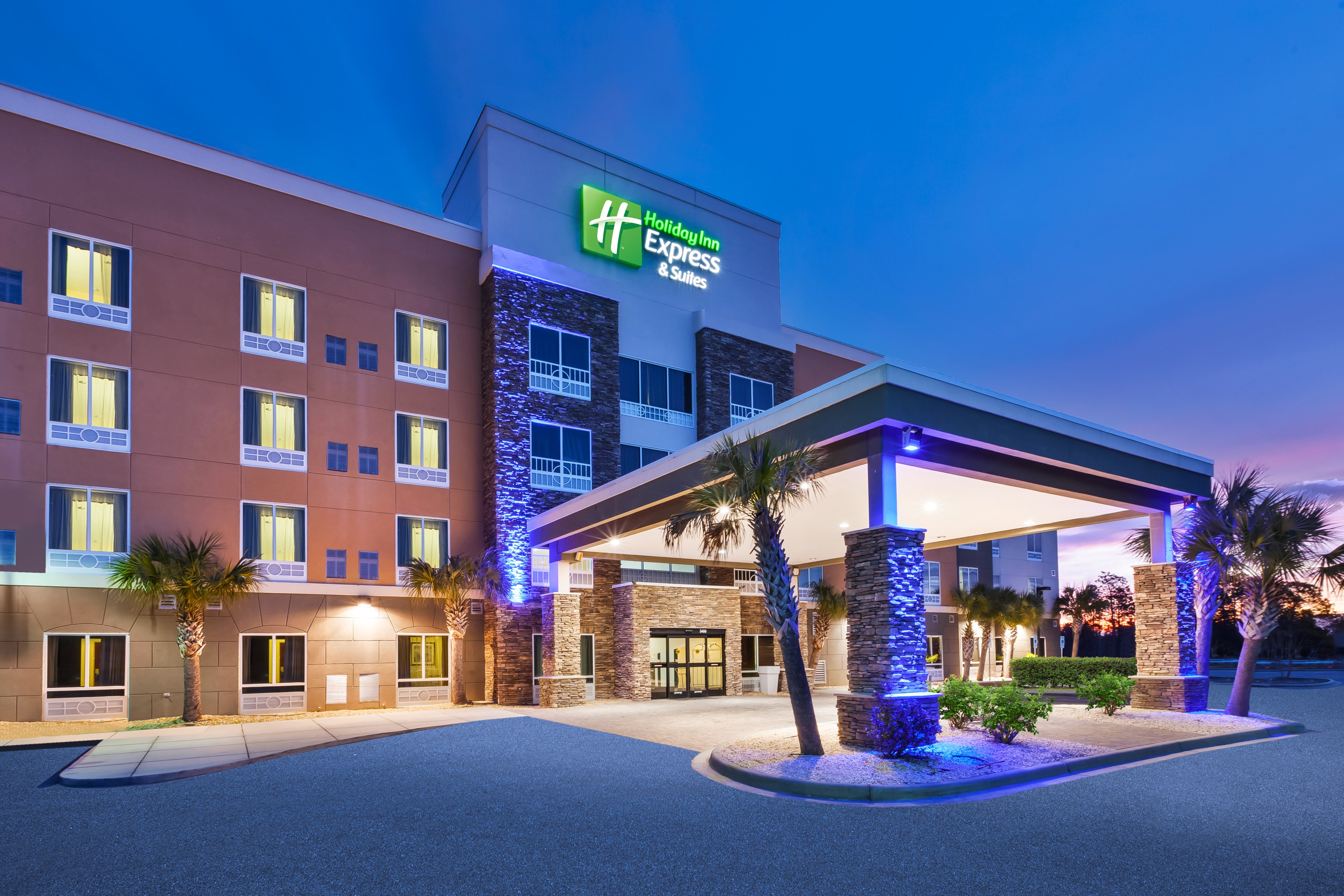 Holiday Inn Express Suites Southport Oak Island Area 7/58