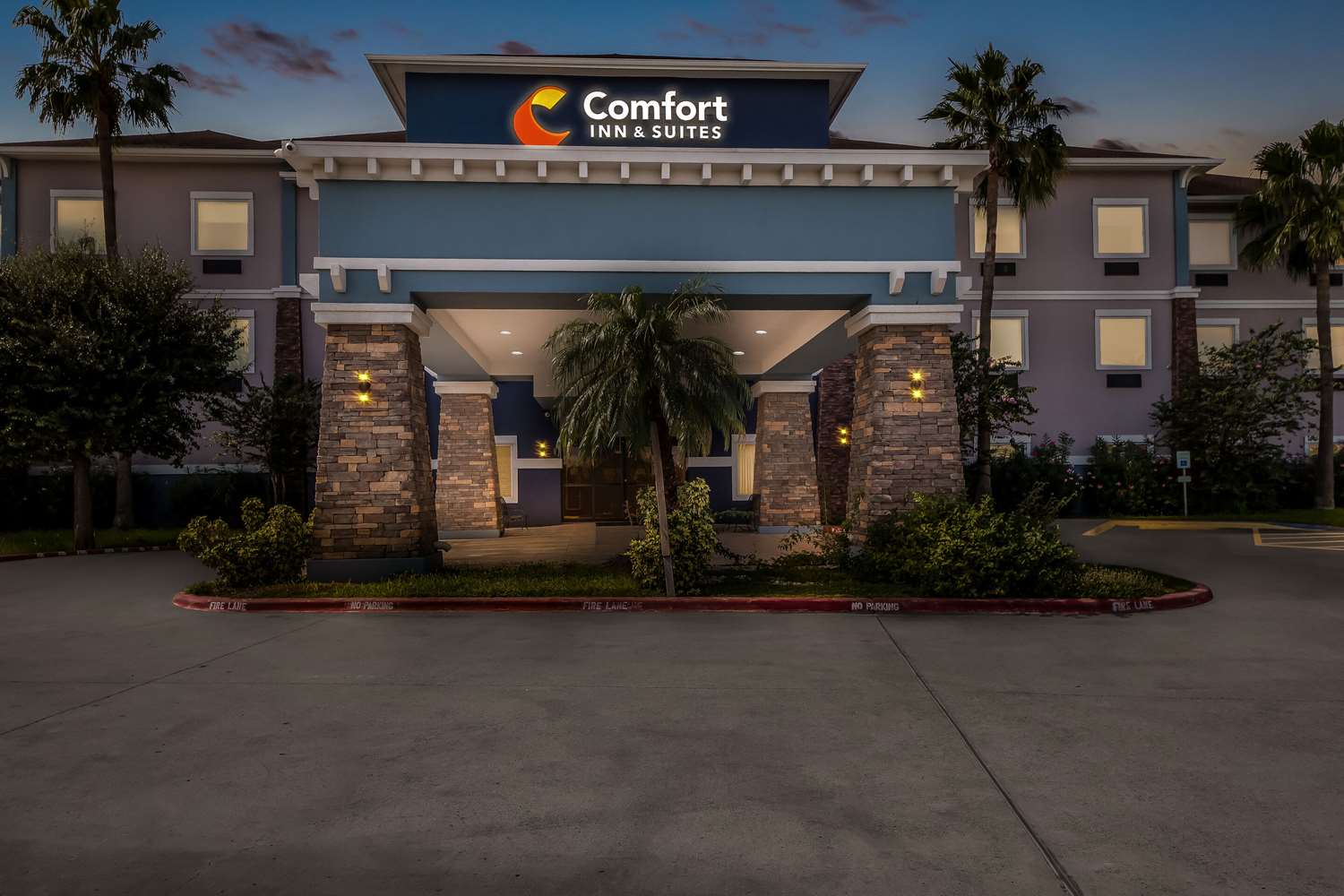 Comfort Inn & Suites Donna Near I-2 43/44
