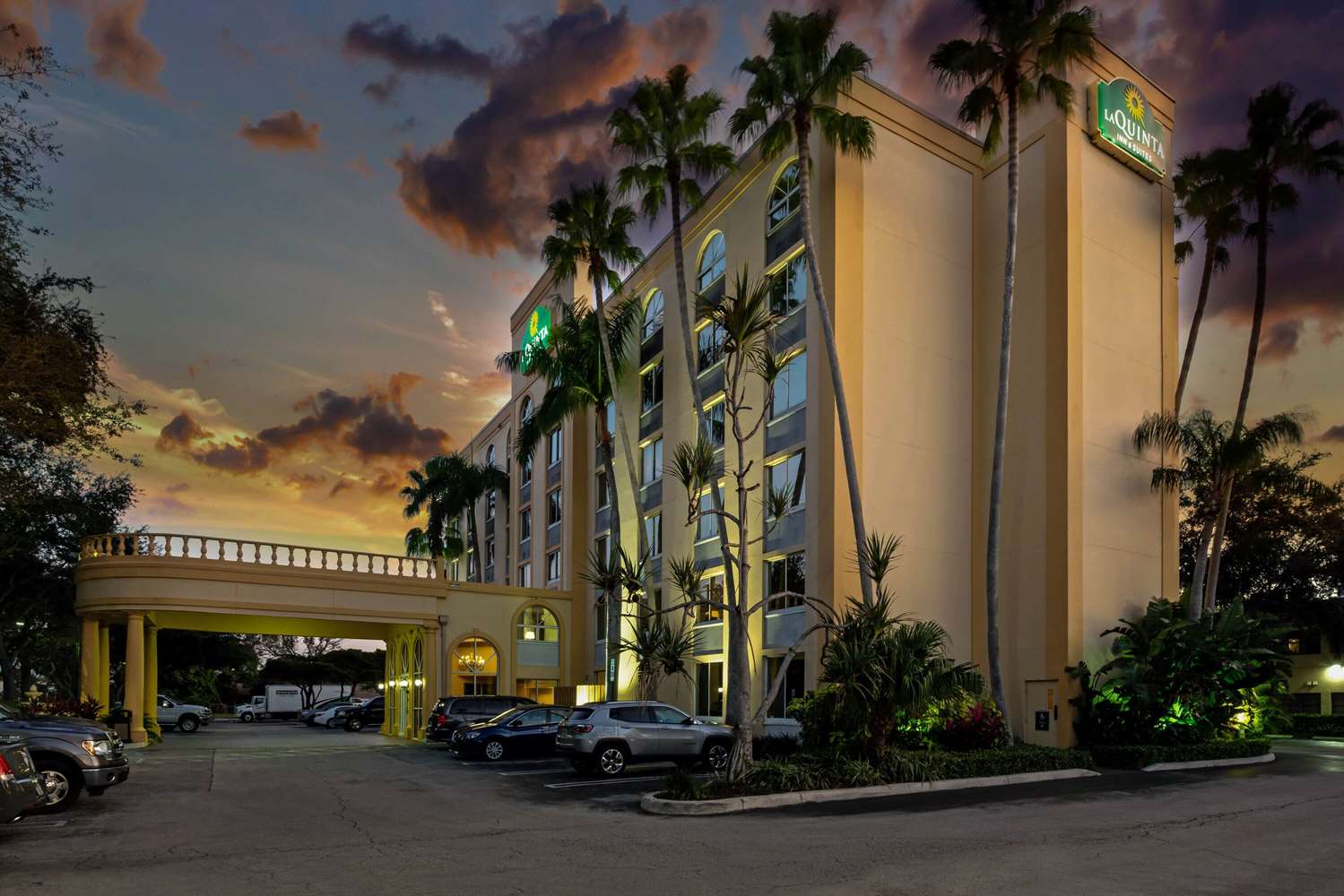 La Quinta Inn Suites By Wyndham West Palm Beach Airport 6/50