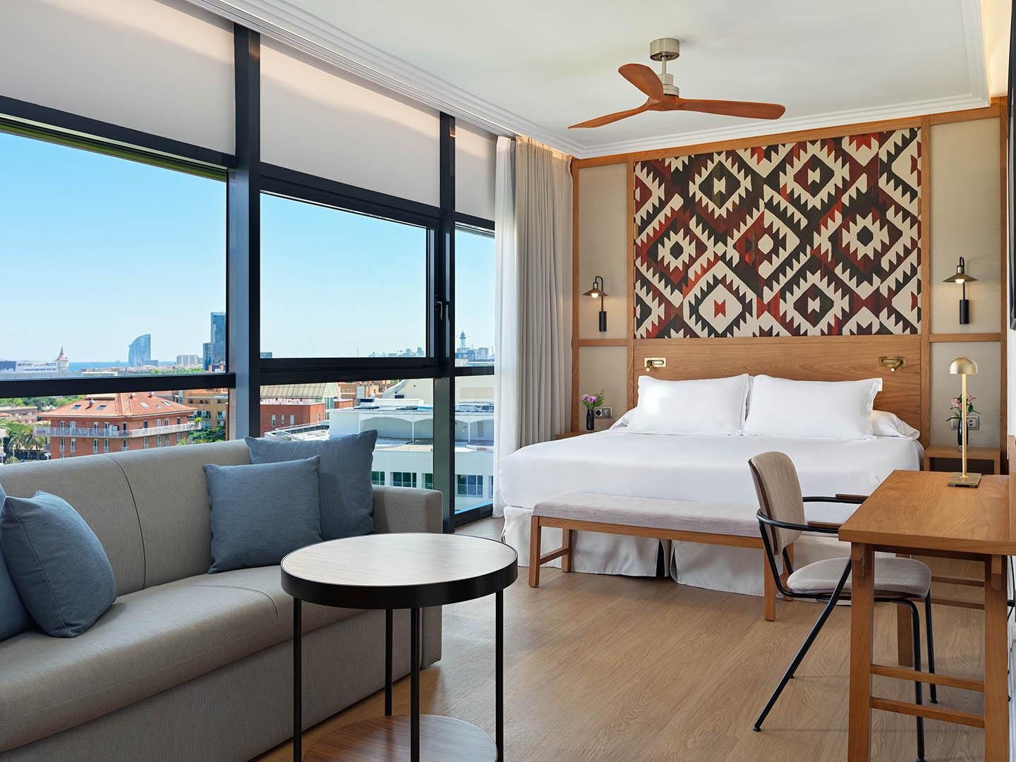 Junior Suite, Deluxe, King Bed