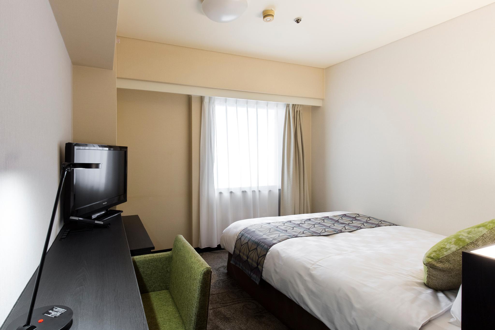 Single Room Smoking