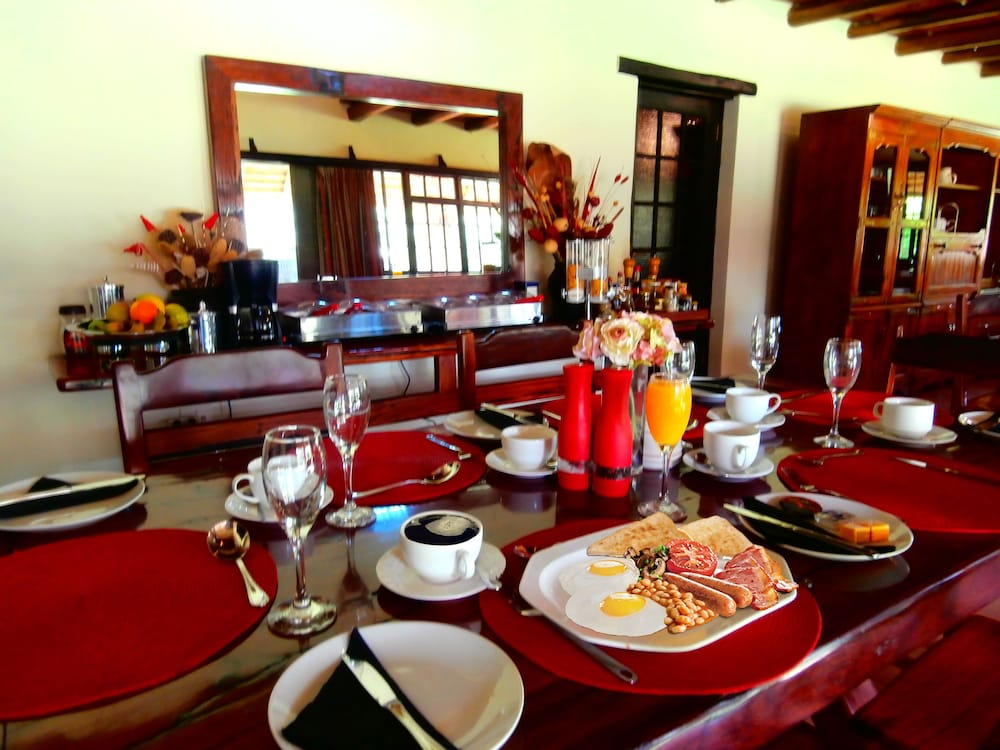 African Footprints Lodge 10/22
