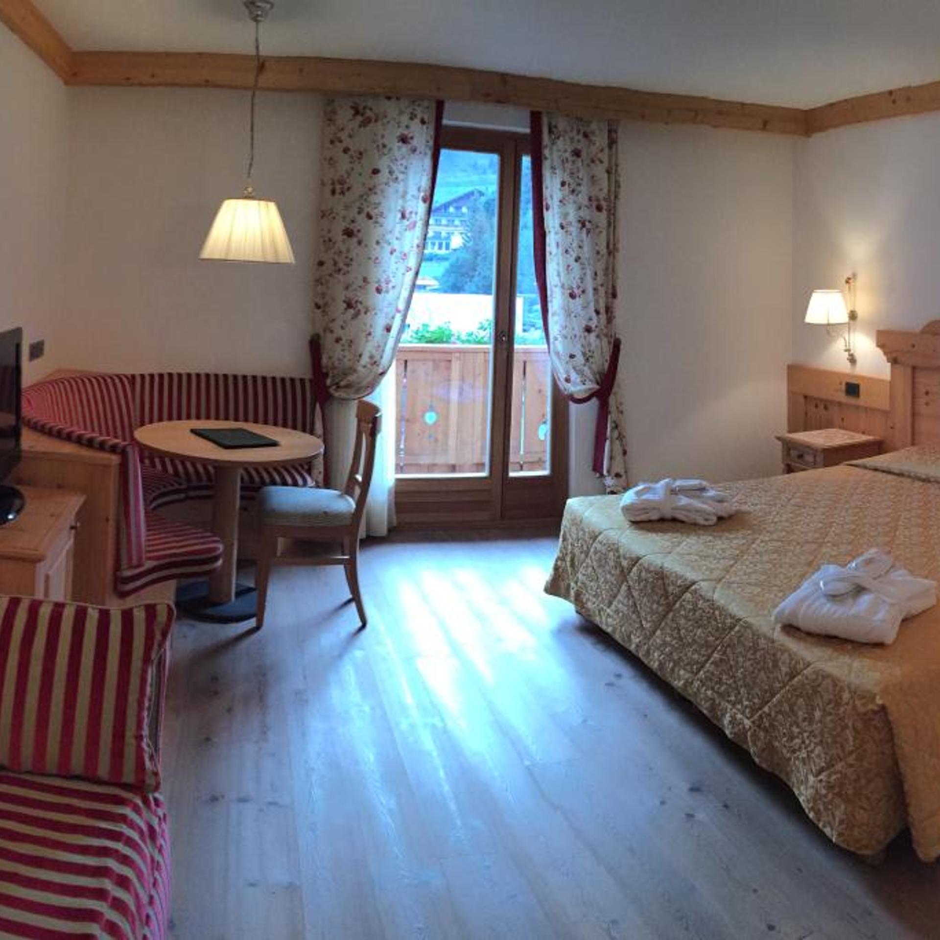 غرفة سوبيريور بسرير مزدوج، Campiglio Bellavista 2/8