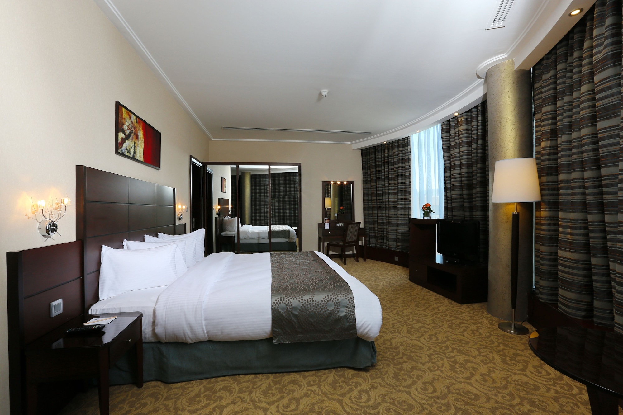 PANORAMIC, SUITE