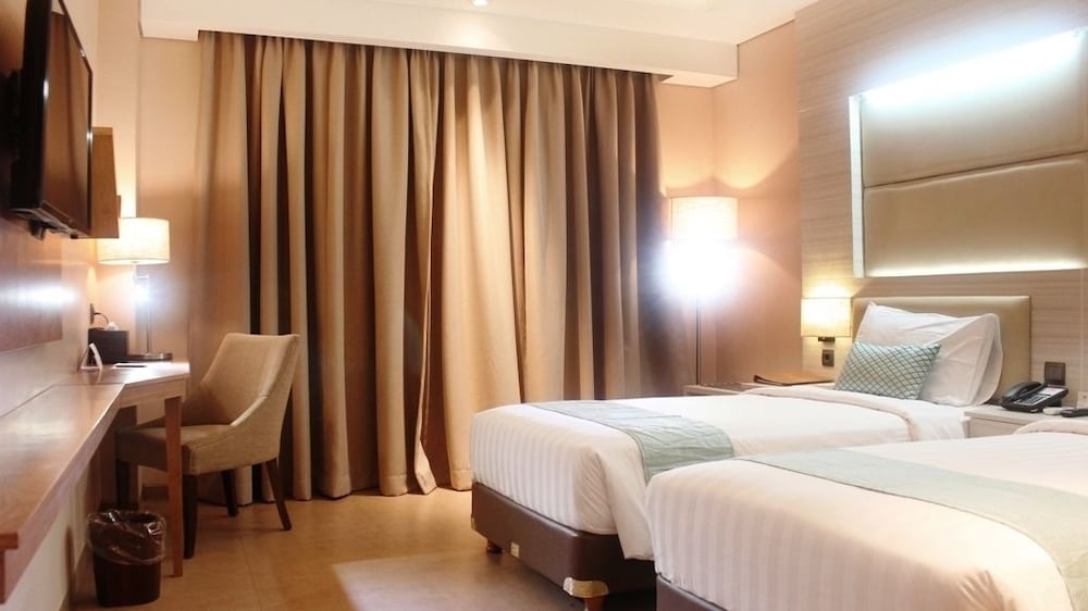 SOTIS HOTEL 31/53