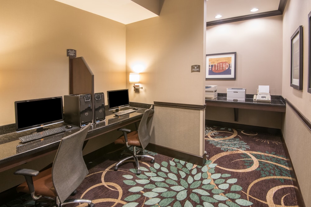 Staybridge Suites Columbus-Airport 36/50