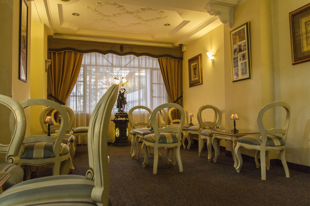 Eugenia Hotel Quito 44/48