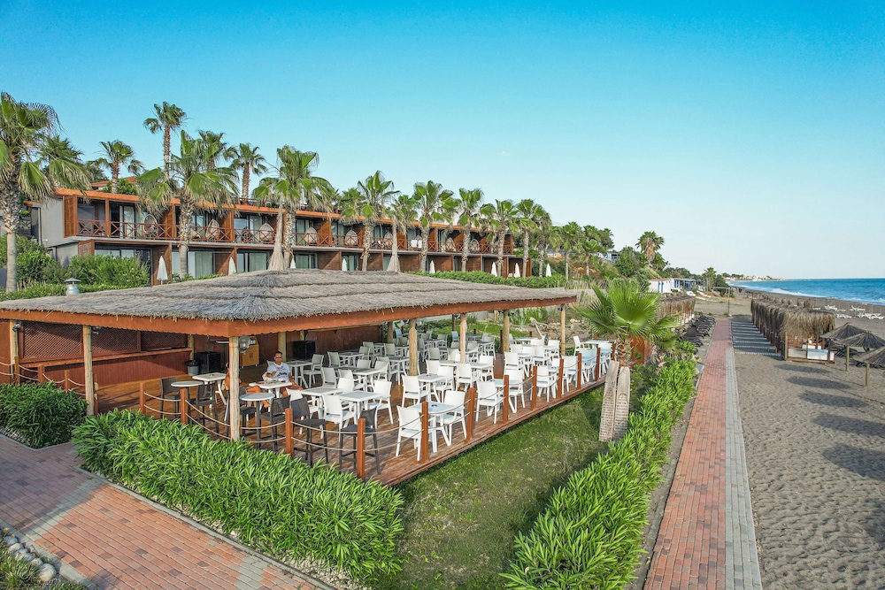 Adora Calma Beach Hotel - Adults Only 6/50