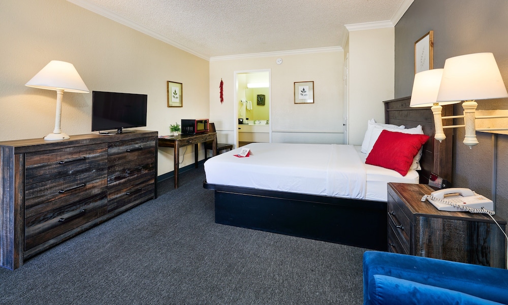San Mateo Inn 21/36