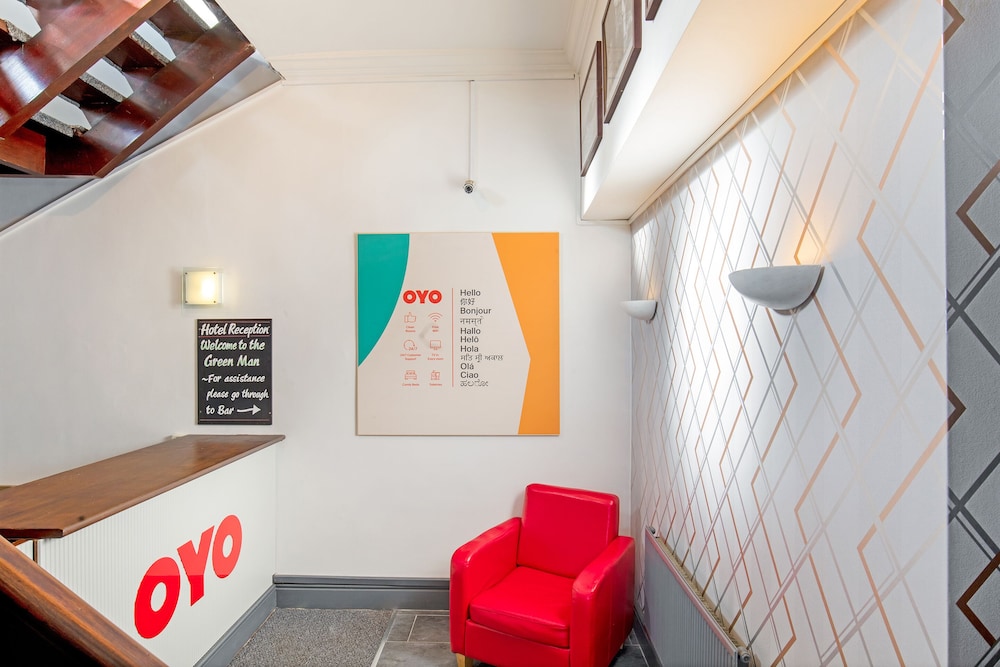 OYO The Green Man Pub and Hotel 34/45