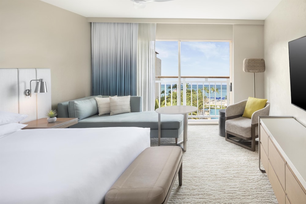 Room, King Bed, Resort View