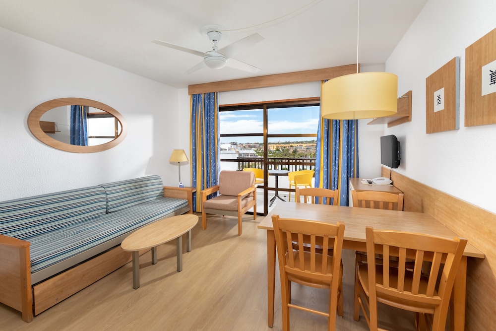 Aguamar Apartments 15/30