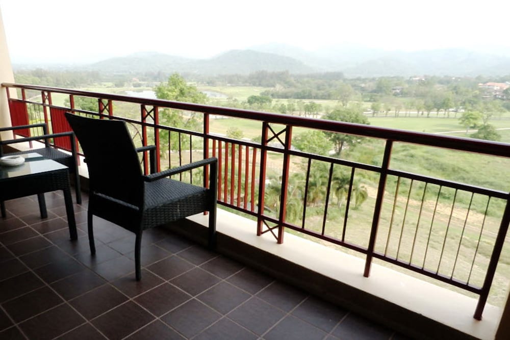 SIR JAMES RESORT SARABURI 2/50