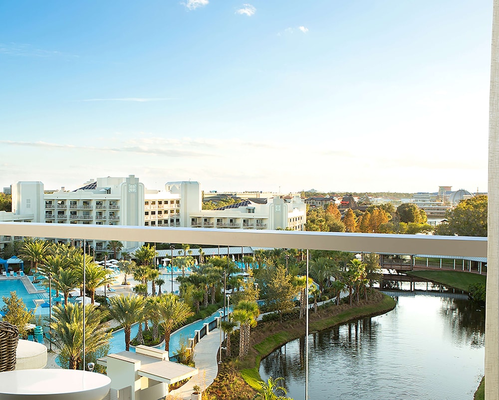 Hilton Orlando Buena Vista Palace - Disney Springs Area 7/60