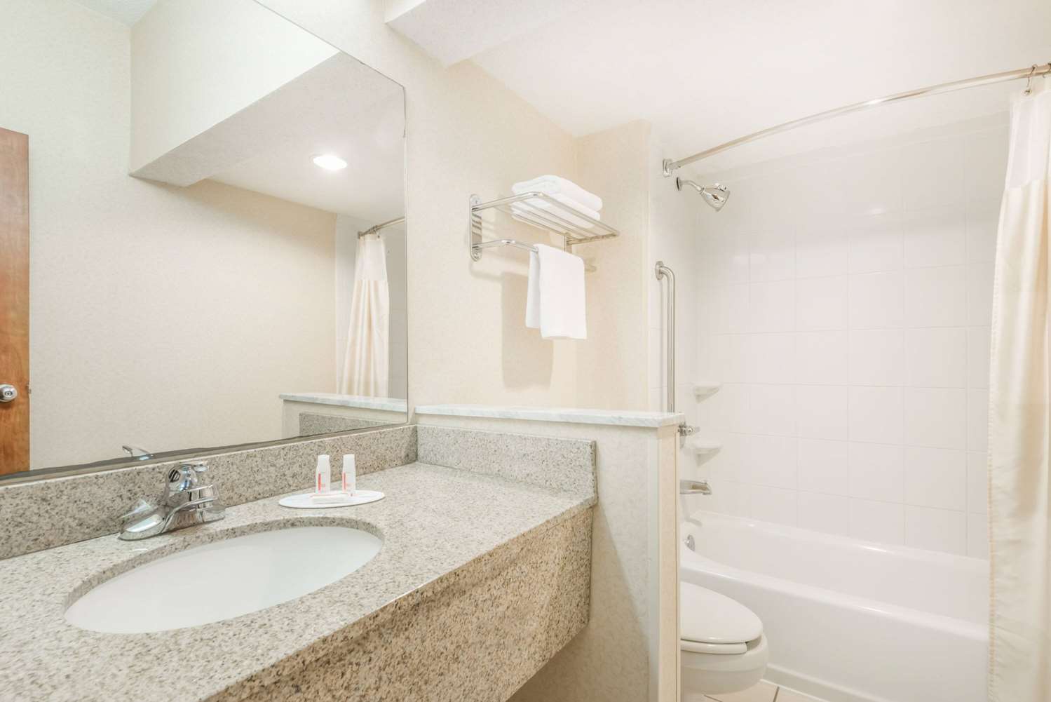 Baymont by Wyndham Greensburg 20/21