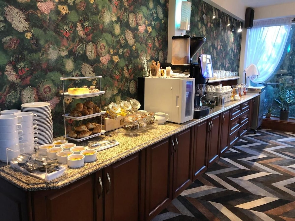 Witek Hotel 3/50