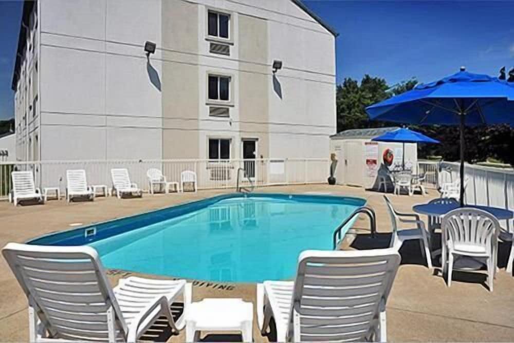 Motel6 Milan, OH - Sandusky 6/64