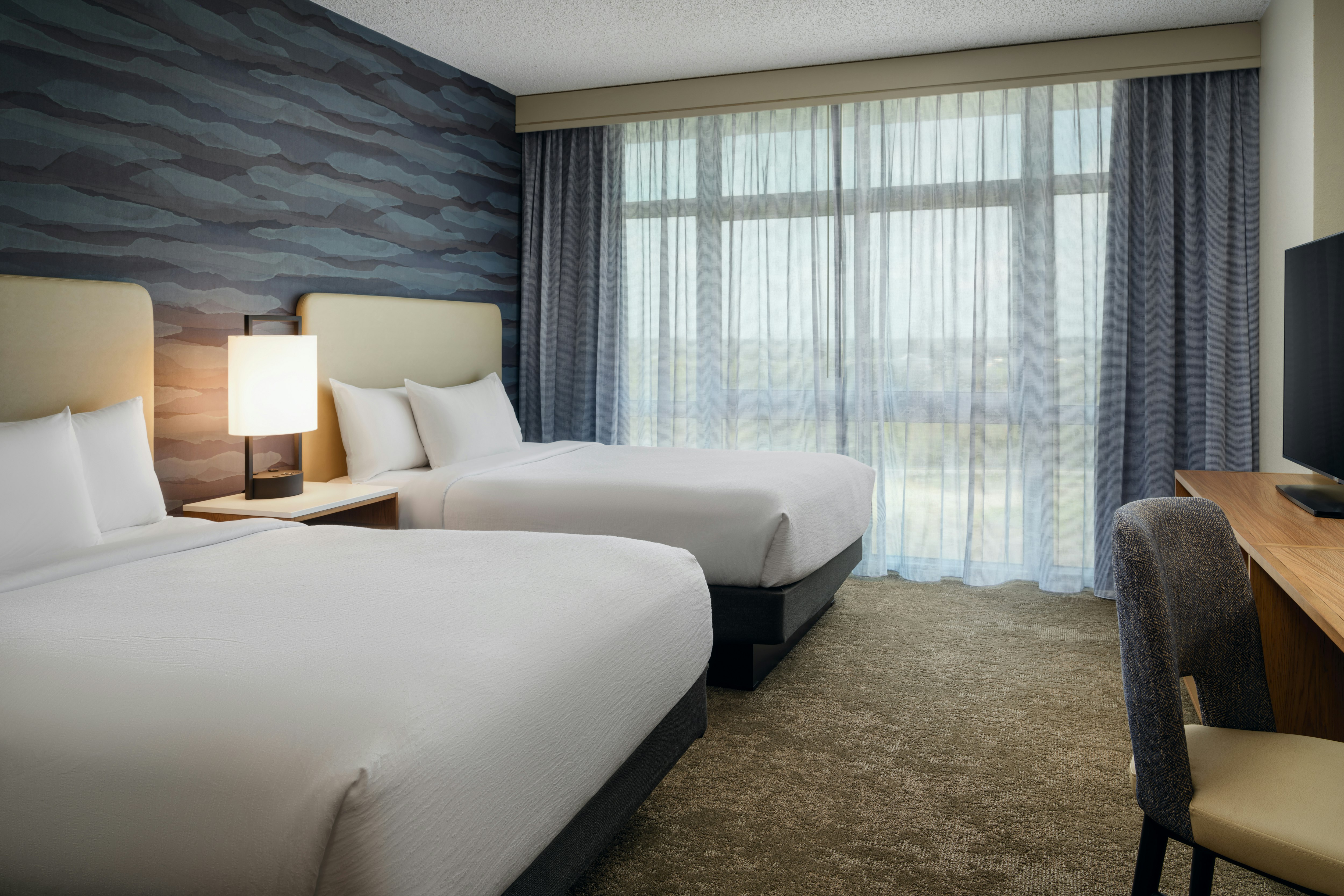 2 ROOMS, SUITE, 2 QUEEN BEDS, CORNER, ACCESSIBLE