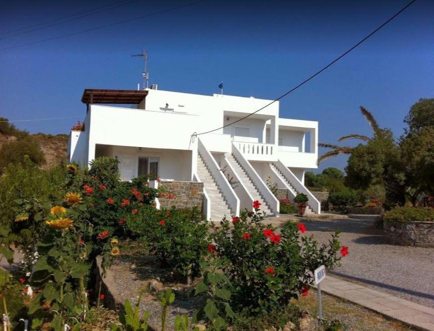 Tselios Apartments & Studios 3/27
