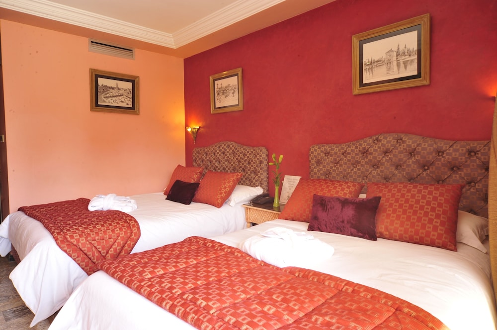 1 BEDROOM, DOUBLE BED, POOL VIEW, BALCONY