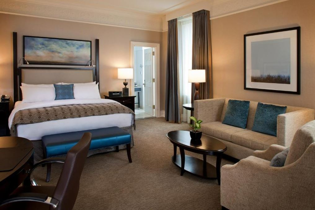 Fairmont Gold, Luxury, King Bed, Lounge Access