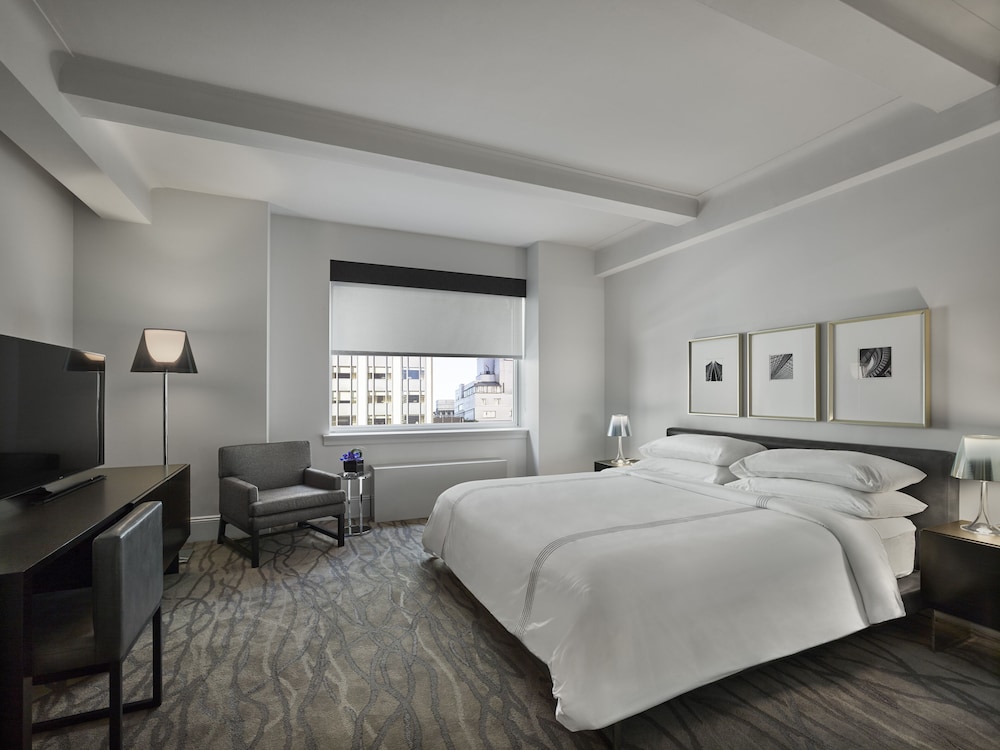 1 BEDROOM, DELUXE, SUITE