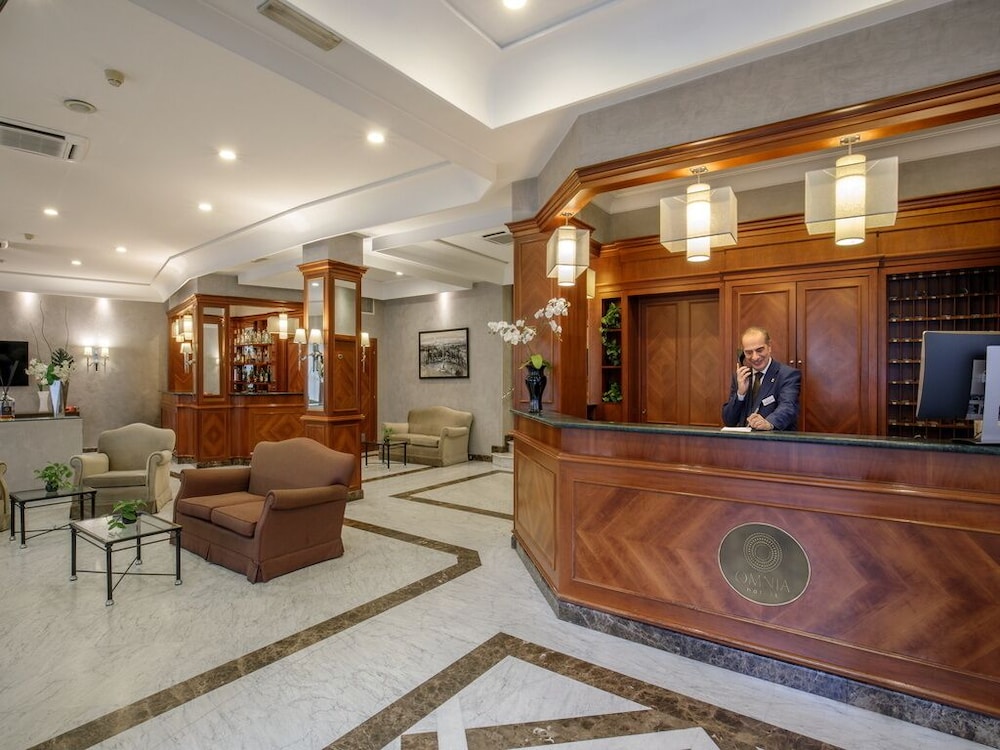 Santa Costanza Hotel 7/50
