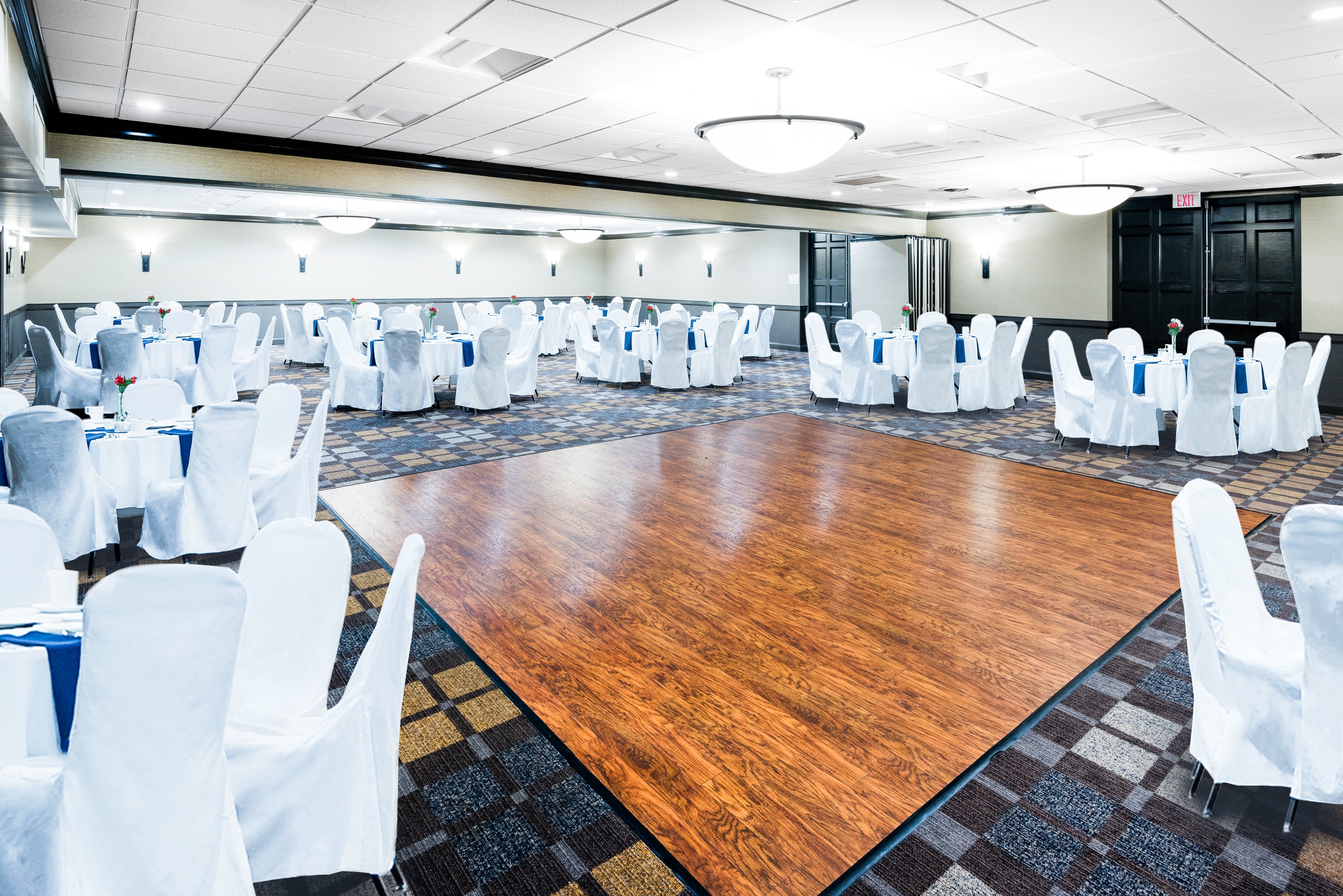 Holiday Inn Johnstown-Gloversville 54/66