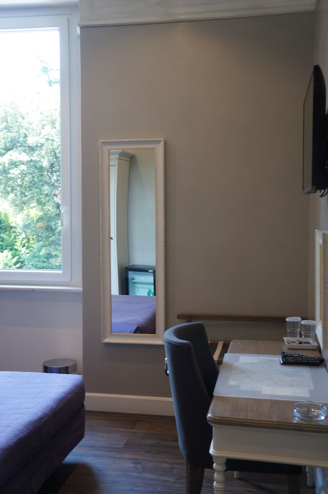 Le Stanze Di Elle 24/50